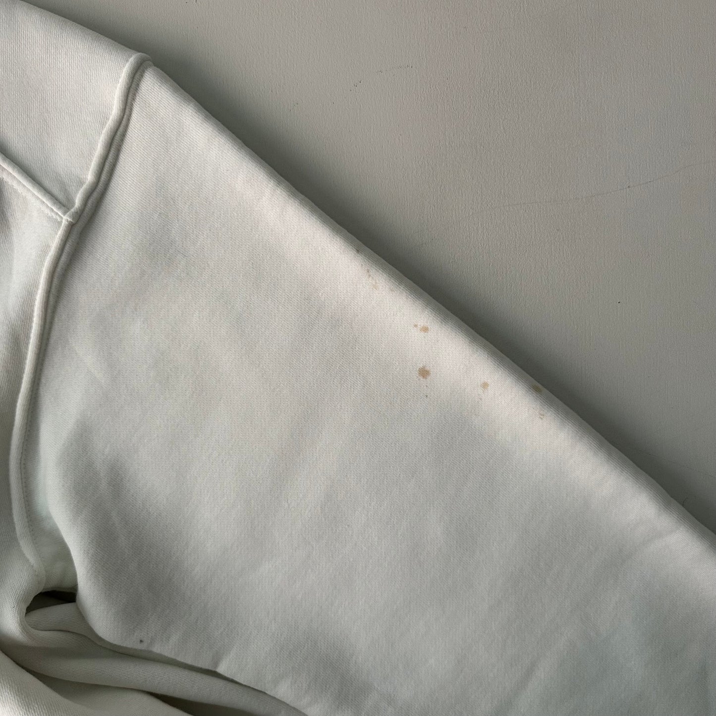 Fısıltılar Arasında Siyanotip Sweatshirt 72