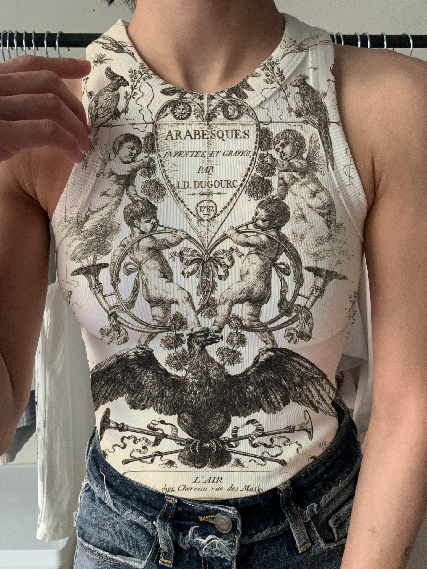 Turuncu Kırpılmış Üst