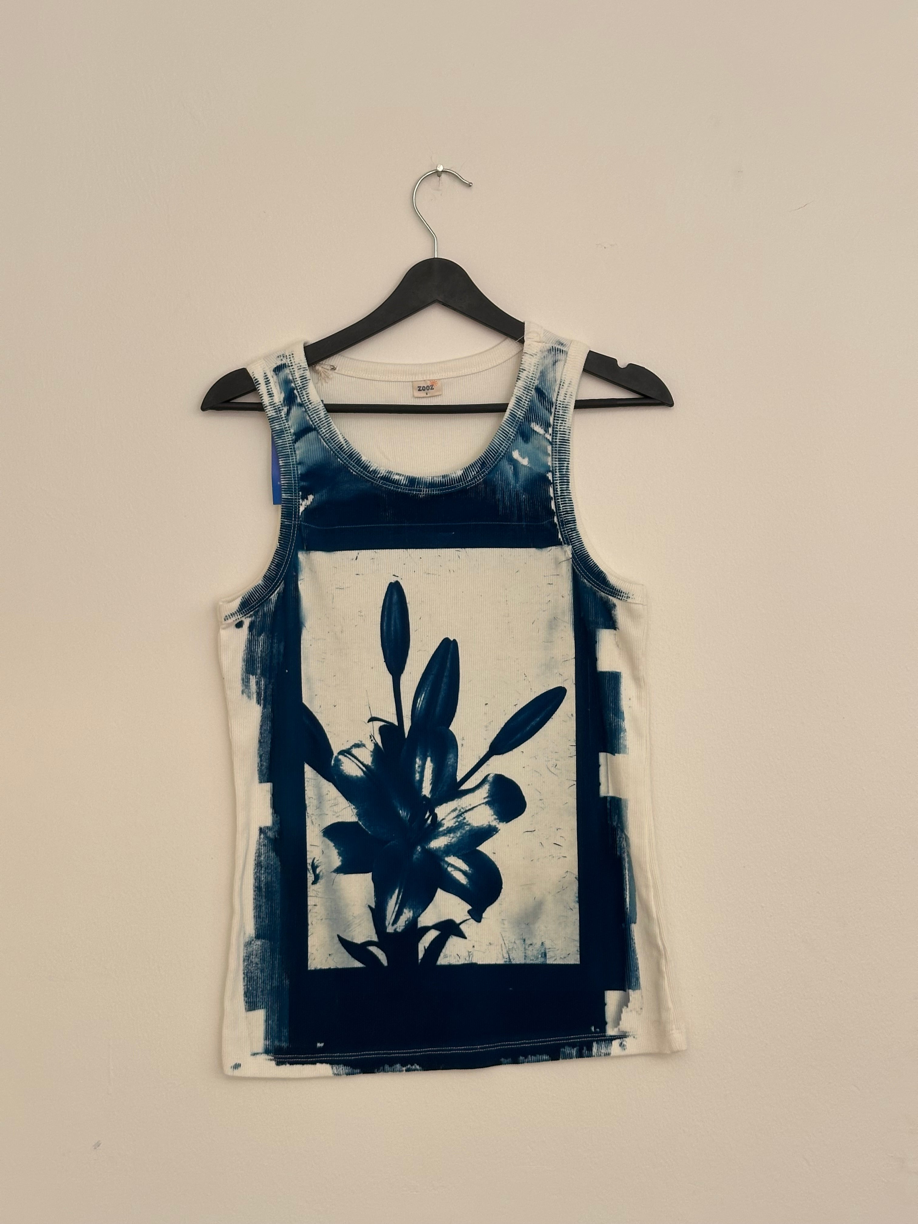 Flower Cyanotype Men’s Top